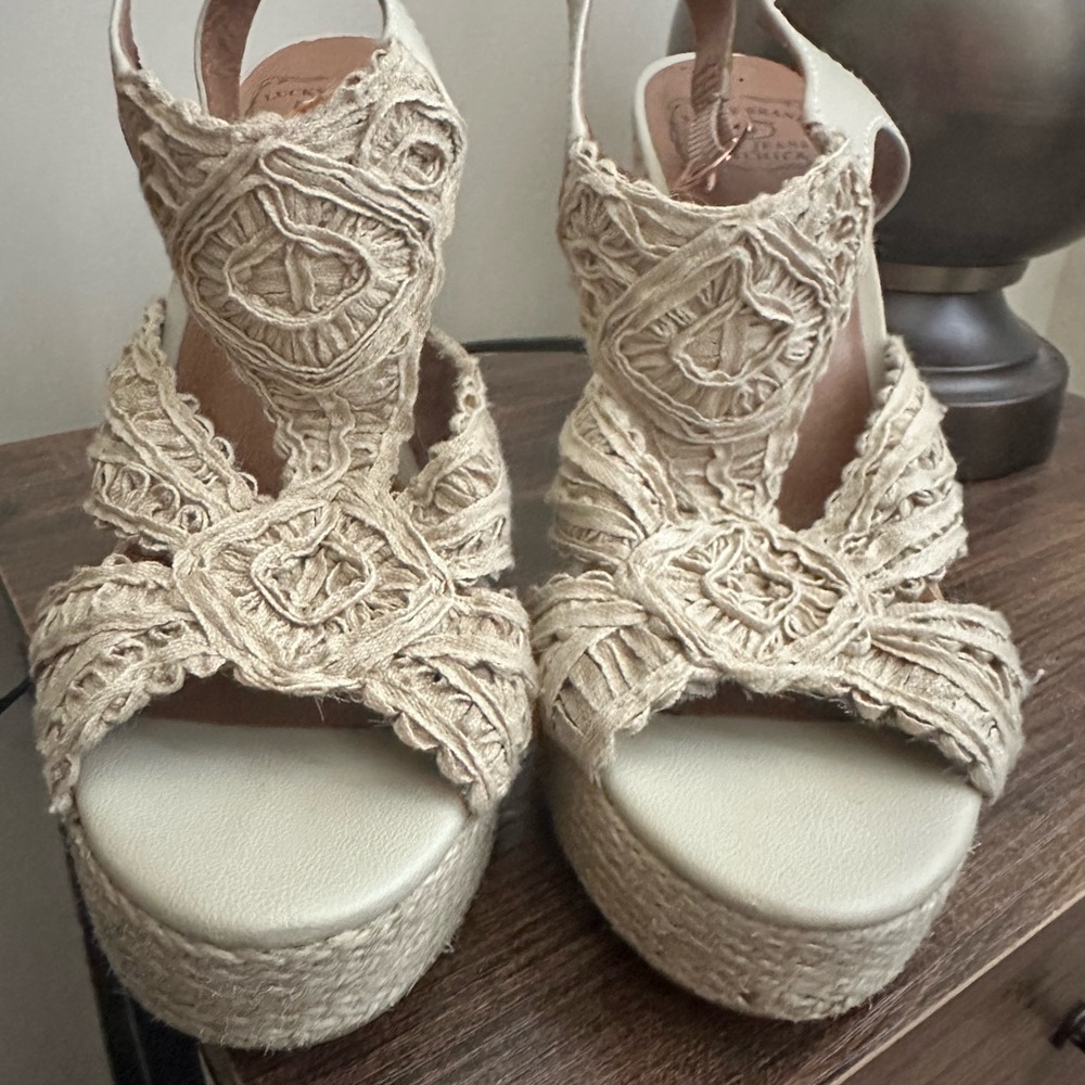 Lucky Brand Cream Espadrille Platform Wedges